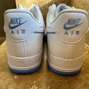 Nike Air Force 1 '07 White and university Blue Size 10.5 NIB